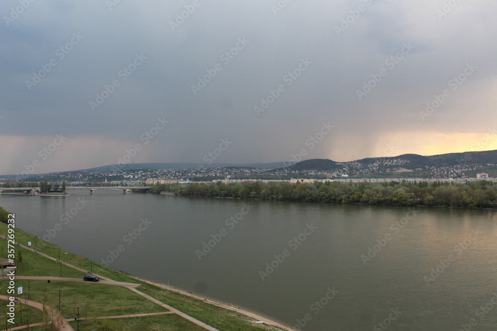 landscape, moody cloud, ray of sunshine, a ray of sunshine, a ray of hope, hope, hope is ahead, light in darkness, moody cloud, river, reflection, danube, Budapest, city, mountain summer, spring,  