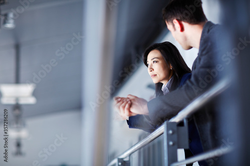 Canvas Print Business people talking in office