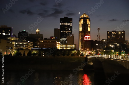 Des Moines city Skyline at Night