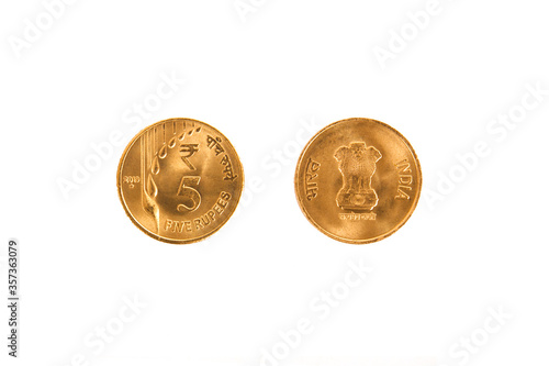 New Indian gold color Five Rupees coin front and back