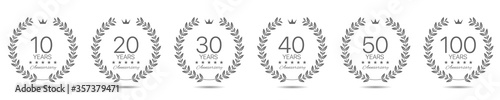 Anniversary laurel wreath set
