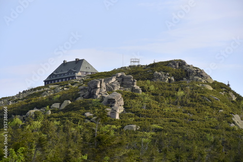 Wallpaper Mural Schronisko na Szrenicy w Karkonoszach. Karkonoski Park Narodowy Torontodigital.ca