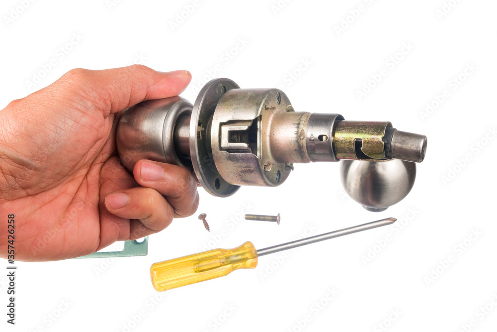 Assembling door knob Assembling door knob
