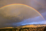 un arco iris en la ciudad de huancayo