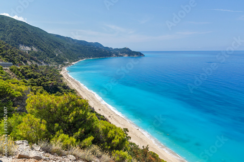 Fototapeta Naklejka Na Ścianę i Meble -  blue waters of Kokkinos Vrachos Beach, Lefkada, Greece