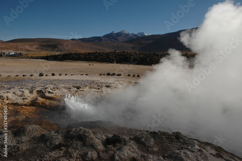 Desierto de Atacama Geiser del Tatio Volcan Aguas calientes Valle De La Luna