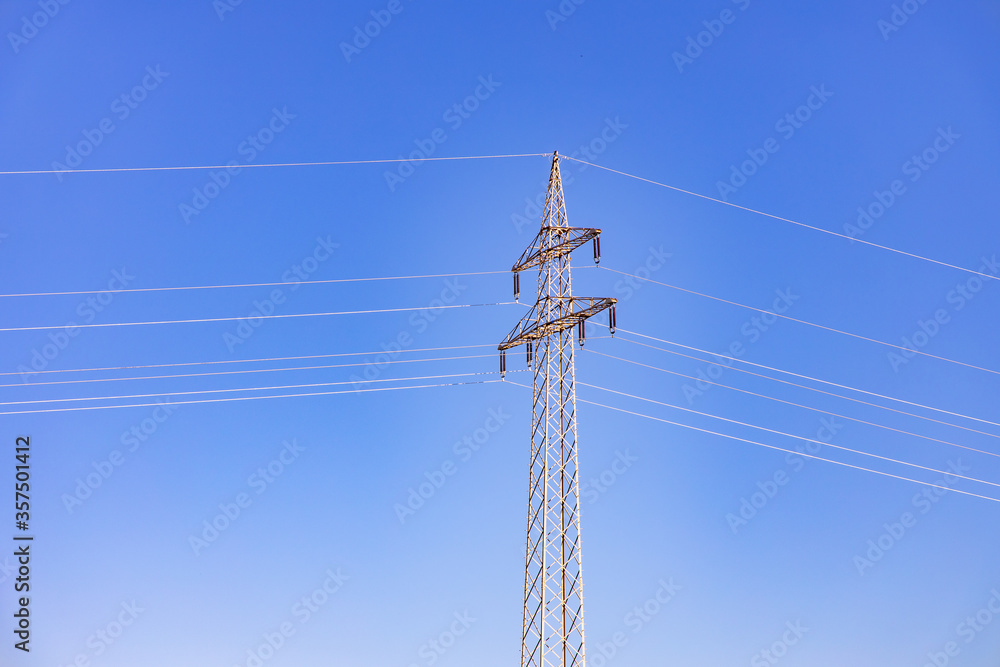 Strommast, Stromkabel, Blauer Himmel Strommast, Stromkabel, Blauer Himmel