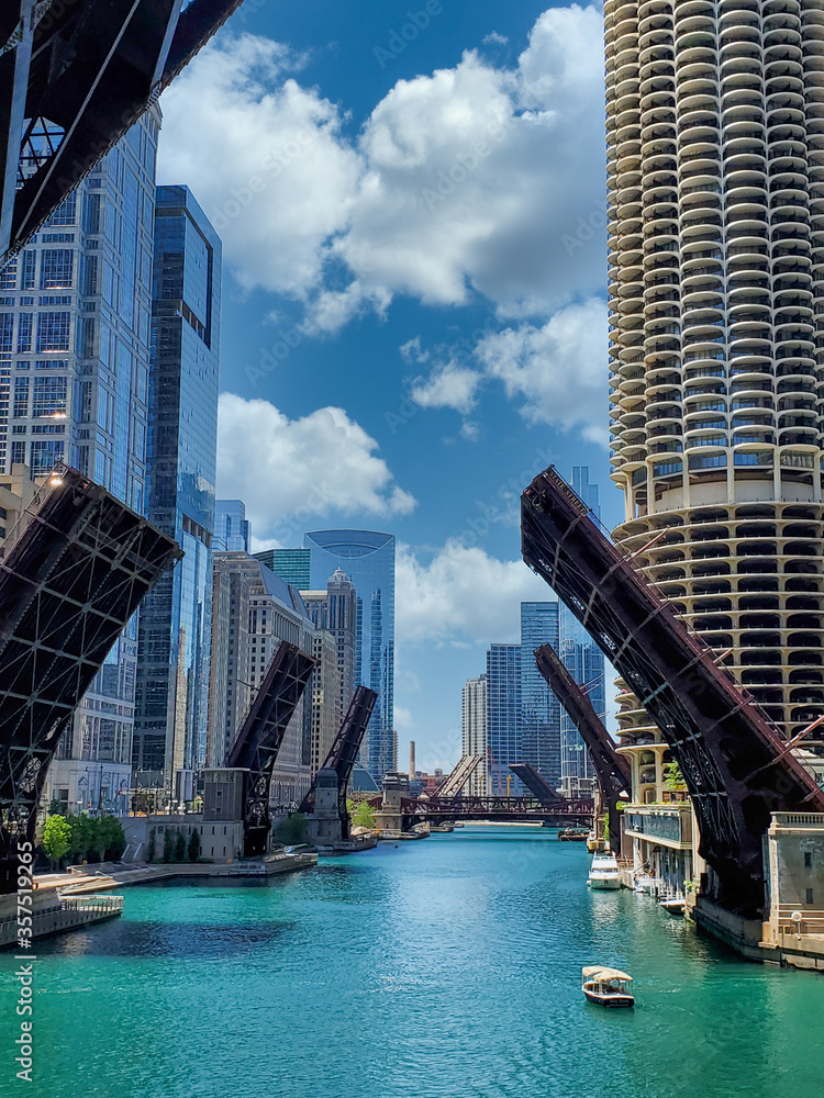 Naklejka premium Chicago Riverwalk