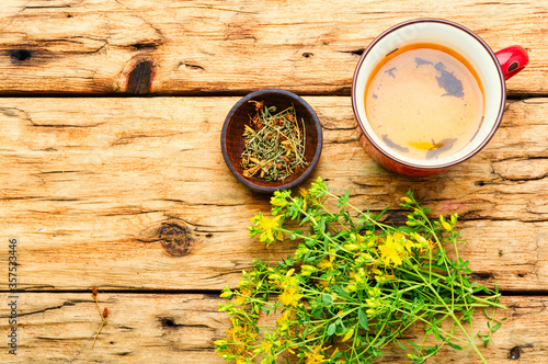 Herbal tea with hypericum