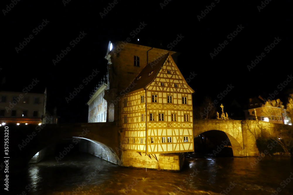 Altes Rathaus Bamberg bei Nacht