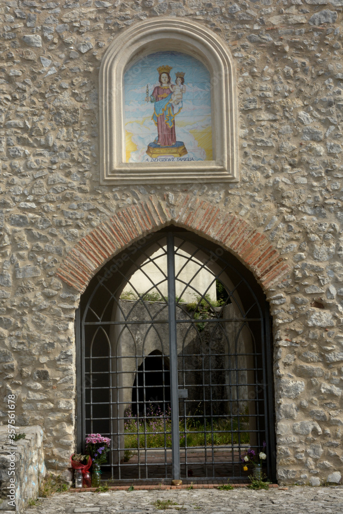 Italia : Santuario Tubenna,Castiglione Del Genovesi,Giugno 2020.