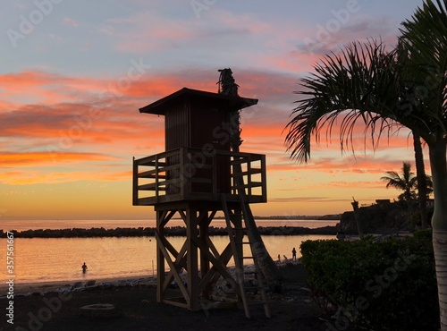 Sunset lifeguard © skm