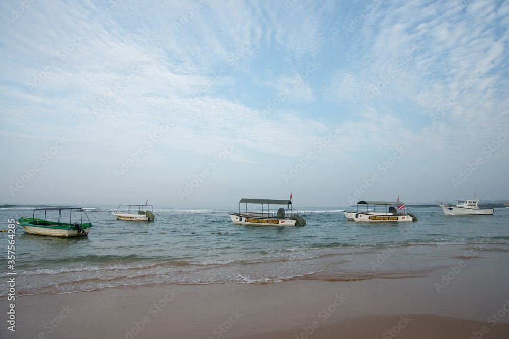 paysage de plage sur l'océan indien au sud du Sri Lanka paysage de plage sur l'océan indien au sud du Sri Lanka