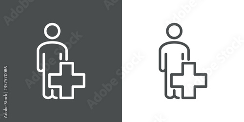 Concepto primeros auxilios. Icono plano lineal hombre de pie con cruz en fondo gris y fondo blanco