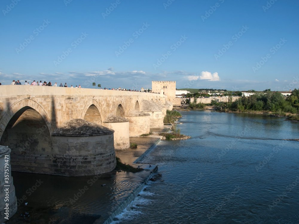 Roman bridge and Calahorra Tower over the Guadalquivir river