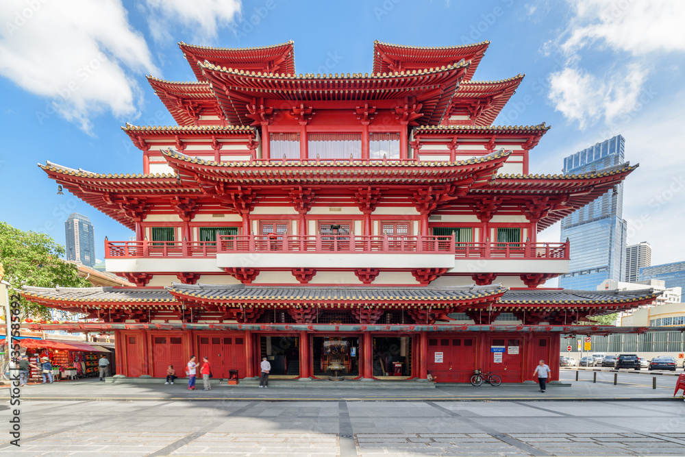 Amazing view of the Buddha Tooth Relic Temple in Singapore Amazing view of the Buddha Tooth Relic Temple in Singapore
