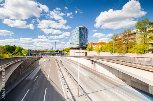 Obraz na płótnie Berlin autobahn with architecture w salonie