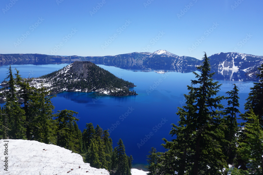 Crater Lake National Park - Oregon, USA Crater Lake National Park - Oregon, USA