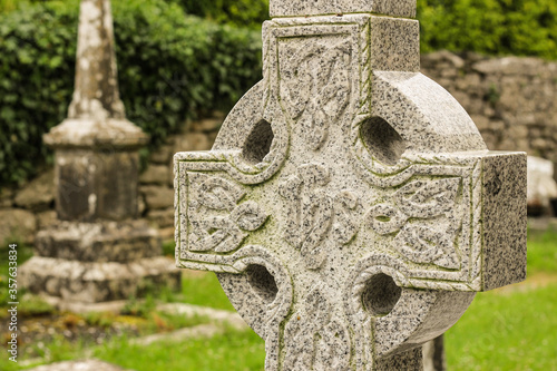 Canvas Print Celtic cross in cemetery