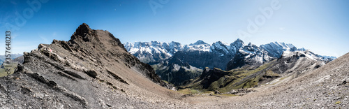 Panorama der berner Alpen mit Piz Gloria, Schilthorn auf Eiger, Mönch und Jungfrau, Schweiz, Europa 