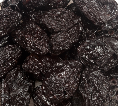 black fesh prunes