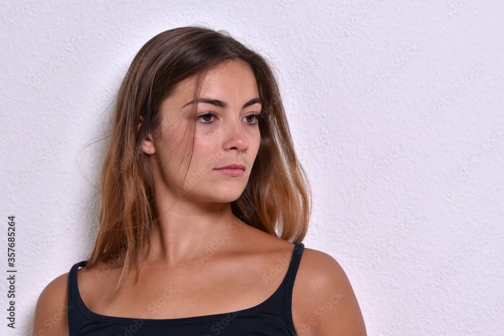 Jeune femme déprimée Jeune femme déprimée