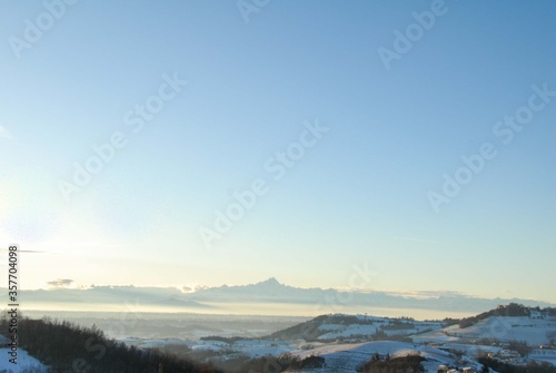 View of the Langhe hills with snow © Cosca