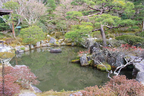 Fototapeta Naklejka Na Ścianę i Meble -  錦鏡池 銀閣の庭園 Ginkaku-ji temple’s Japanese style garden