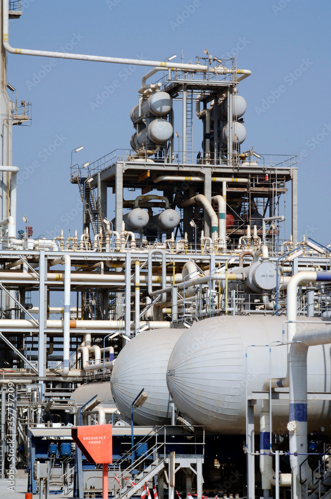 Petrochemical industrial installation Petrochemical industrial installation