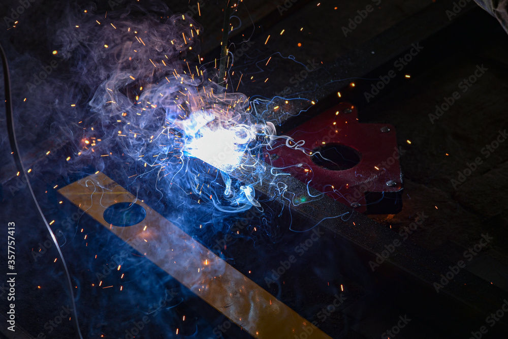 welder welding metal welder welding metal