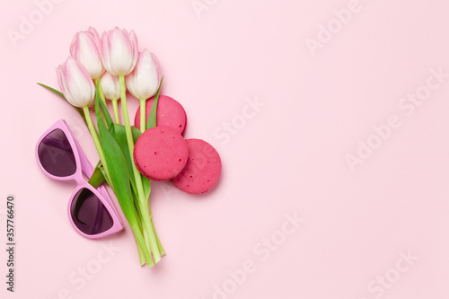 Tulip flowers and macaroon cookies