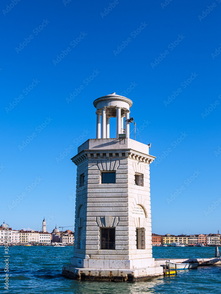 Leuchtturm auf der Insel San Giorgio Maggiore in Venedig, Italien