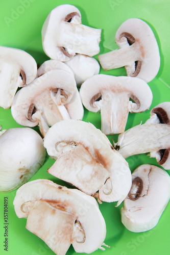 natural porcini mushrooms, cut into slices