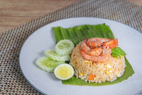 fried rice with prawn