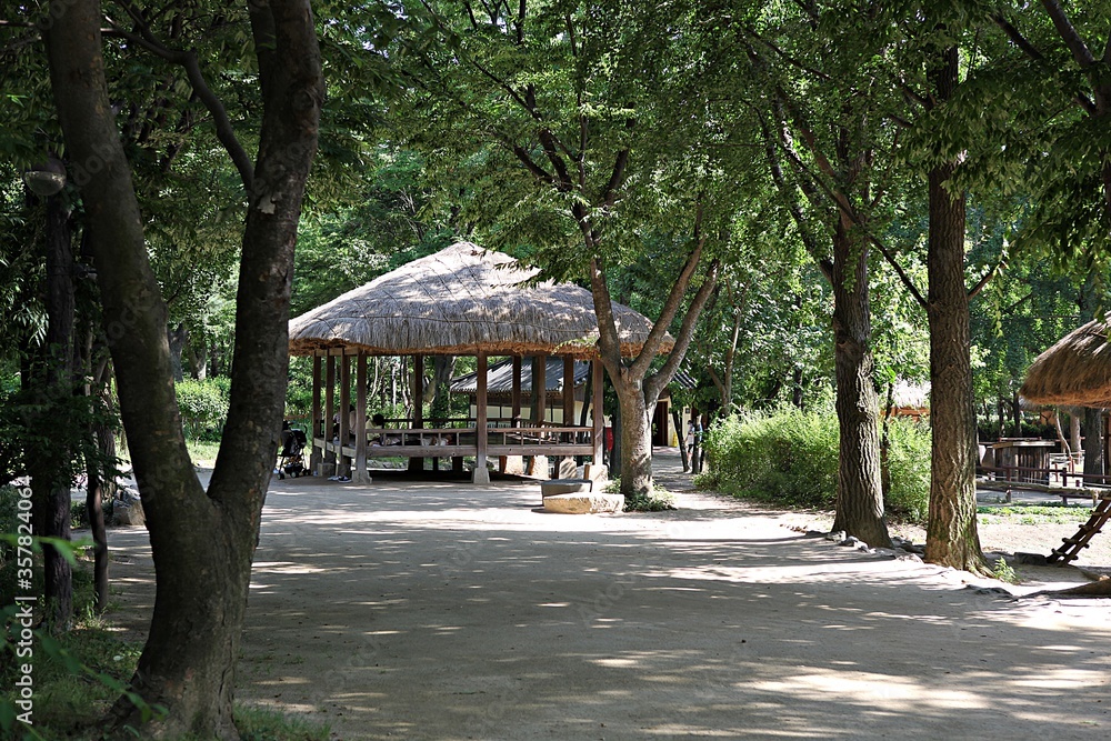 Fototapeta premium 한국 경기도 용인시 한국민속촌입니다