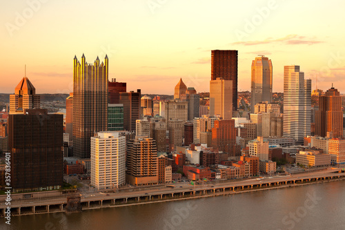 Panoramic view of Pittsburgh downtown at sunset  Pennsylvania  United States