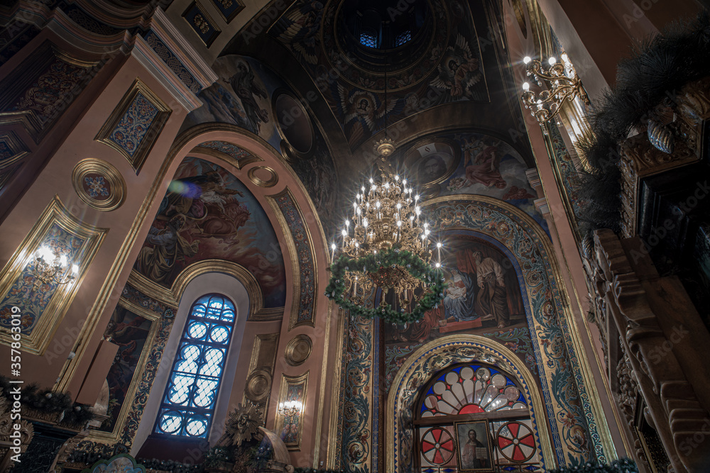 Obraz premium Beautiful Interior of Kazan Church The Cathedral of the Kazan Icon of the Mother of God in irkutsk city, Russia