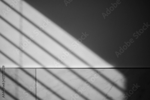 Shadow in pattern