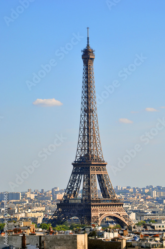 eiffel tower in paris © Peter