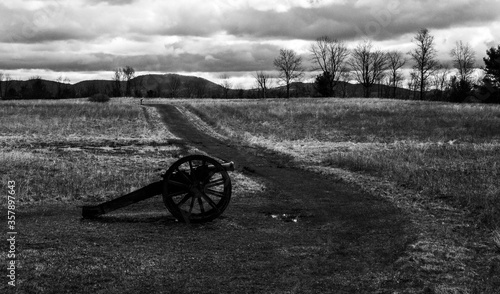 Field cannon at Saratoga