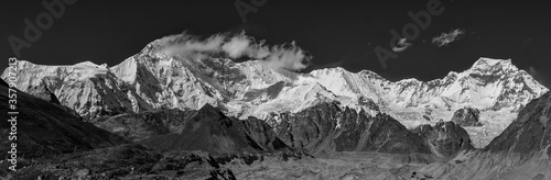 Khumbu Valley, Nepal, Cho Oyu photo