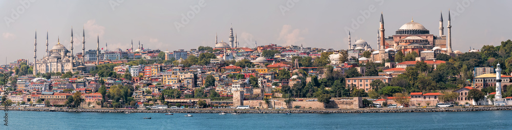 Obraz premium Istanbul cityscape with Sultan Ahmed Mosque known as Blue mosque and Hagia Sophia