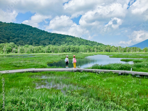 尾瀬　尾瀬ヶ原　家族　子供　ハイキング
