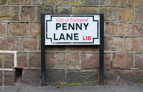 Bilde på lerret Iconic Penny Lane Street Sign in Liverpool, UK