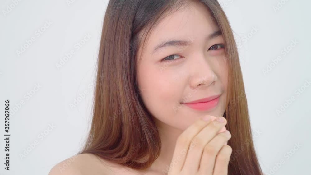 Portrait of Asian beautiful woman makeup face at white background. Attractive of Asian people model,
blogger with beauty, healthy, fashion or selling online concept. Portrait of Asian beautiful woman makeup face at white background. Attractive of Asian people model,
blogger with beauty, healthy, fashion or selling online concept.