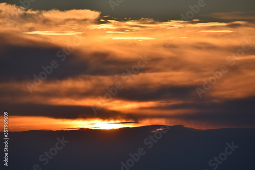 燃えるような空