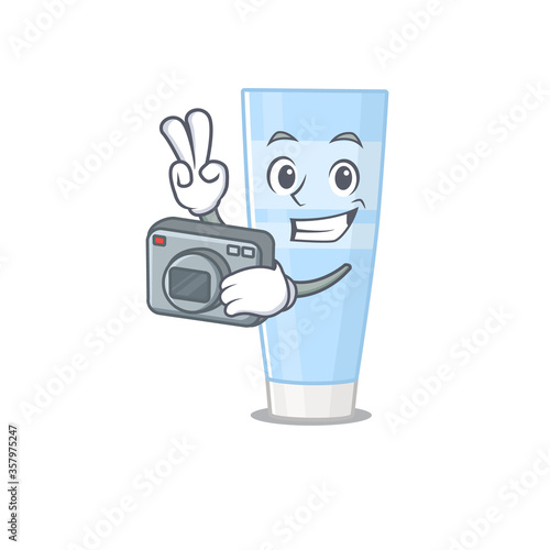 a professional photographer eye cream cartoon picture working with camera