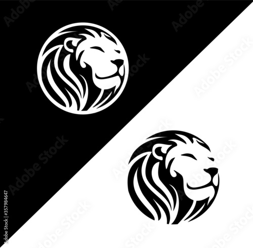 Lion Head logo, Vector Illustration, simple flat style for your company logo © aliafandi