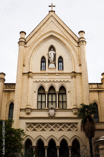 Floridian facade of the Ancelle Sacro Cuore convent in Rome © TheParisPhotographer