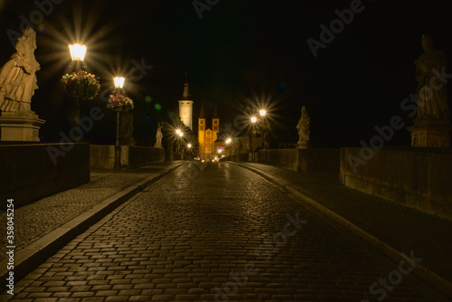 Würzburg, Deutschland bei Nacht